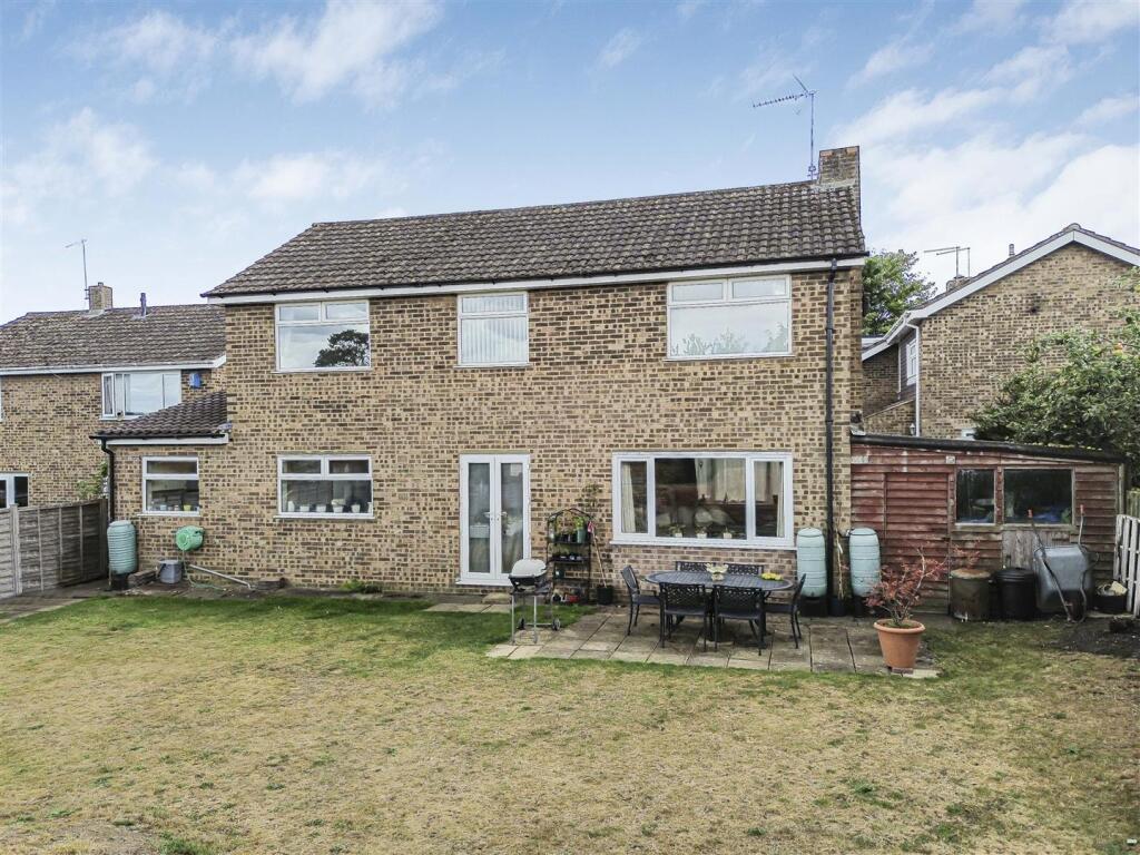10 Orchard Close