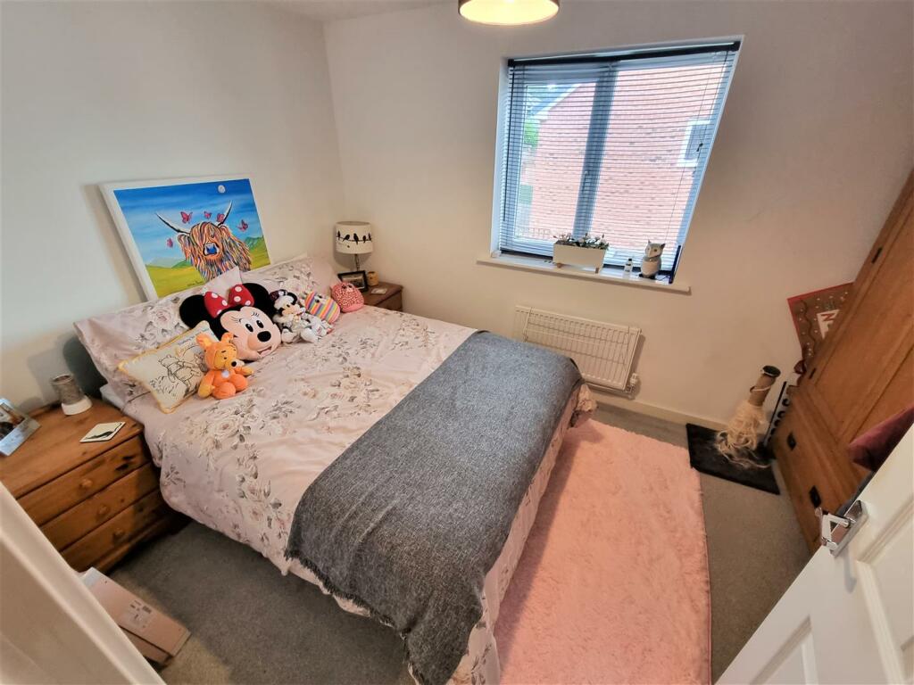 Bedroom 2.jpg