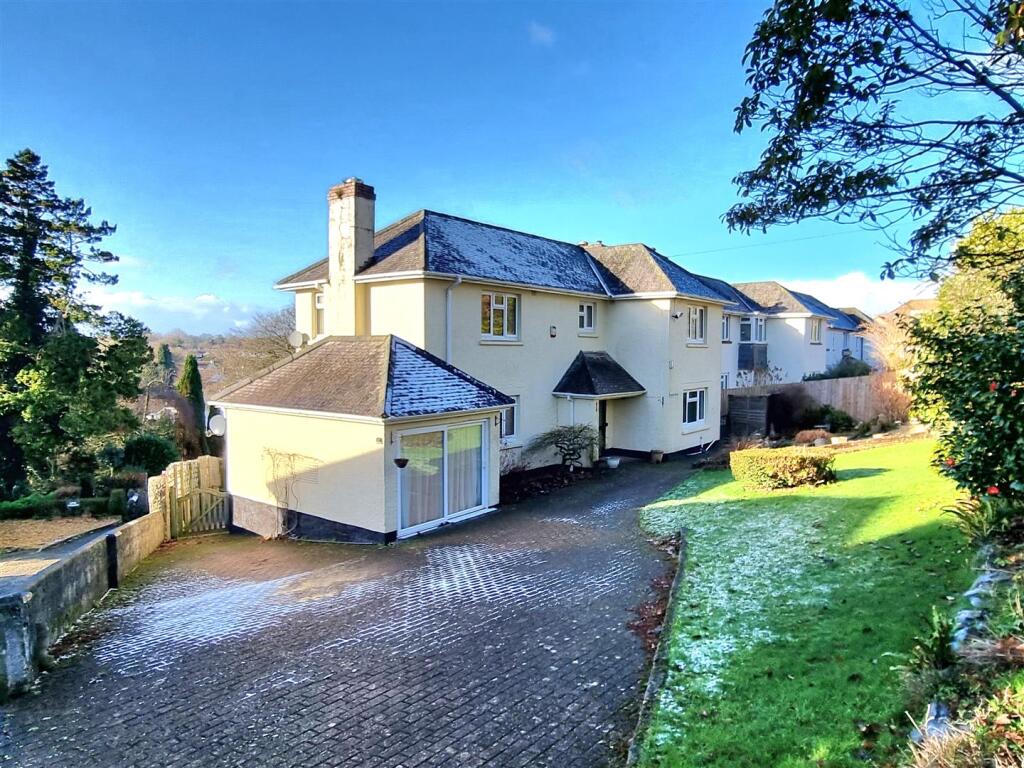 Dunheved Road, Launceston
