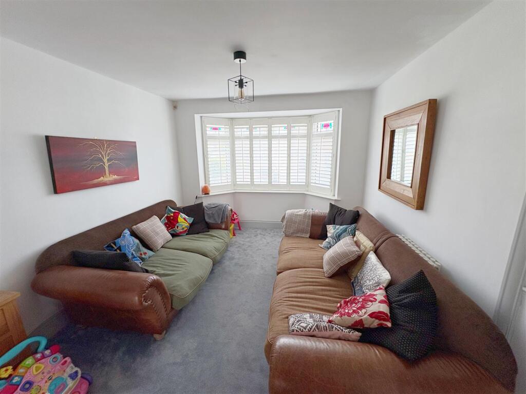 Lounge area.jpg