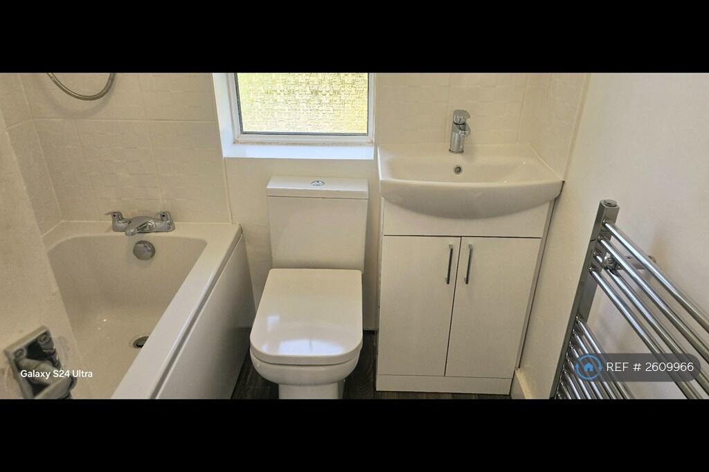 Recently Fitted Bathroom