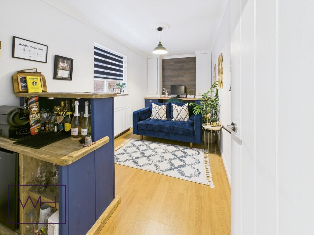 CAM03785G0-PR0215-ST