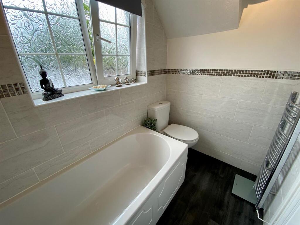 Bramleys Estate Agents - Park Lea - Bradley (1).jp