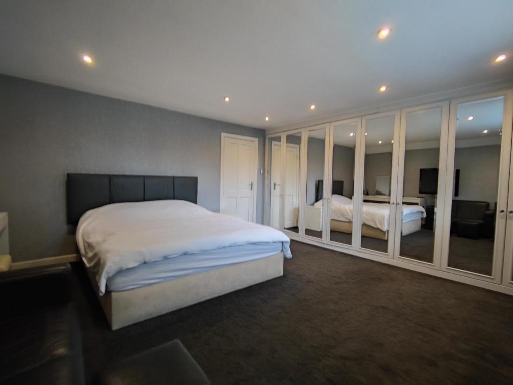 Bedroom 2 Aspect 3