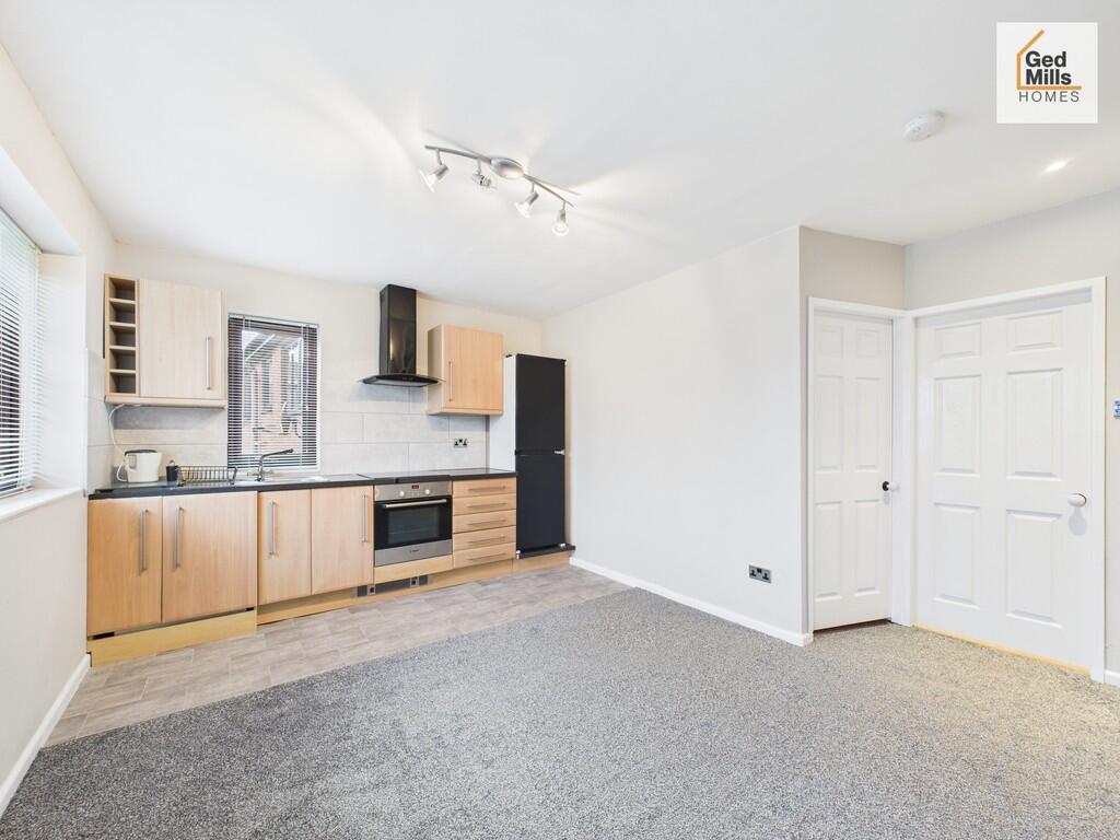 CAM02899G0-PR0066...