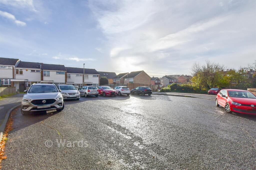 Driveway/Parking
