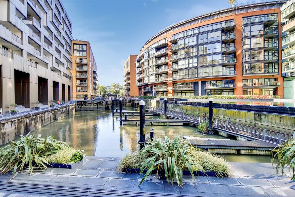 Docks