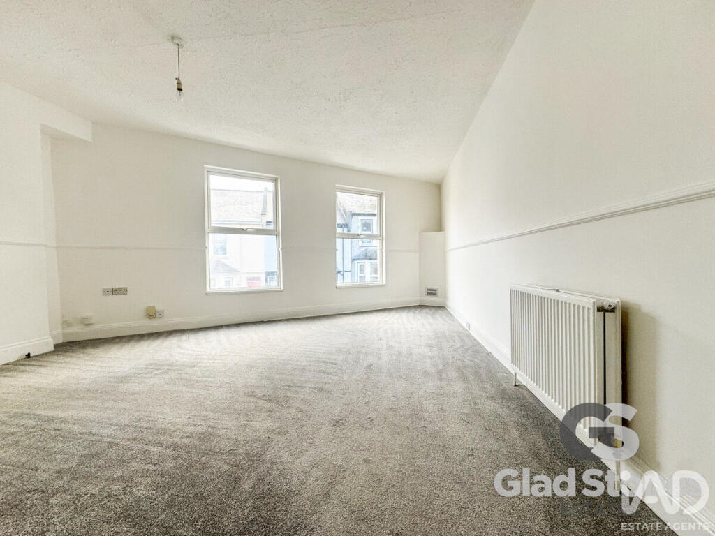 Ryder Road, Stoke, Plymouth, PL2 Perfect Buy to Let or First Time Buy