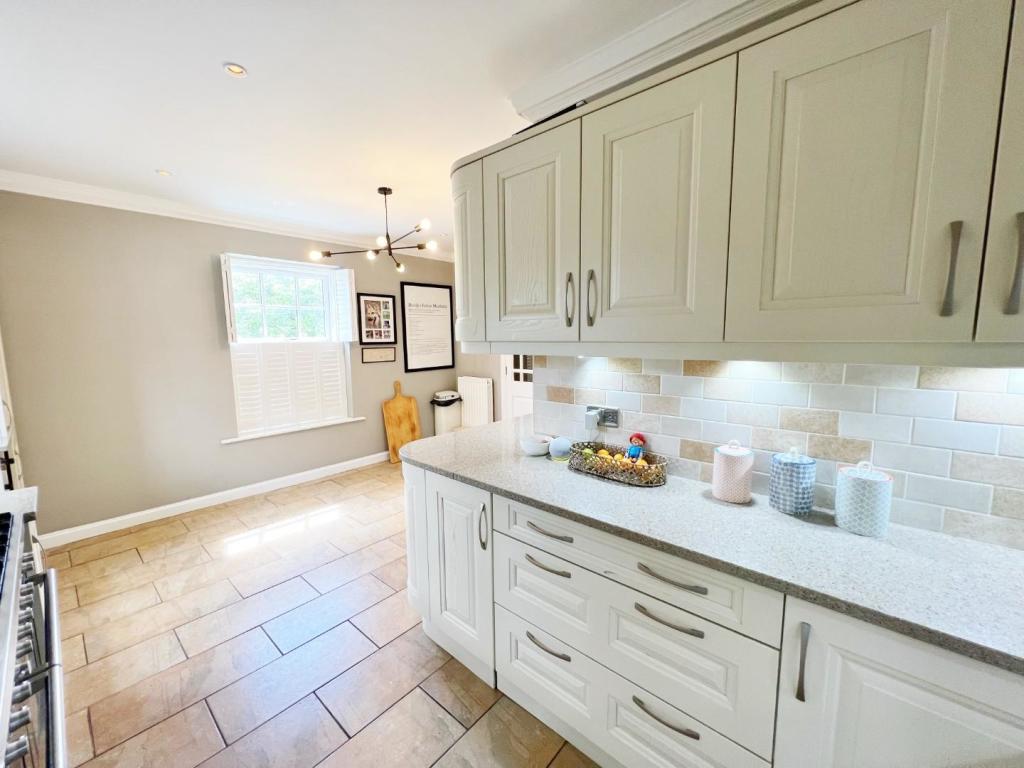 Kitchen pic 6.jpg