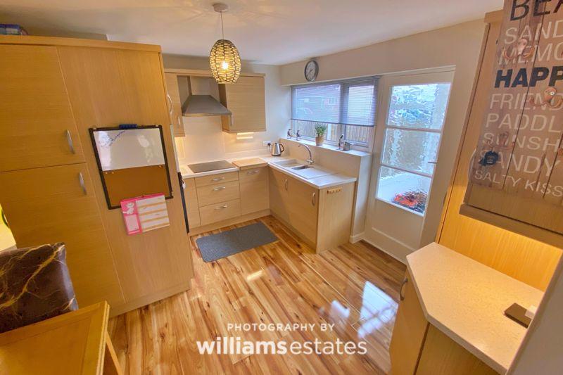 Kitchen/Diner (2)