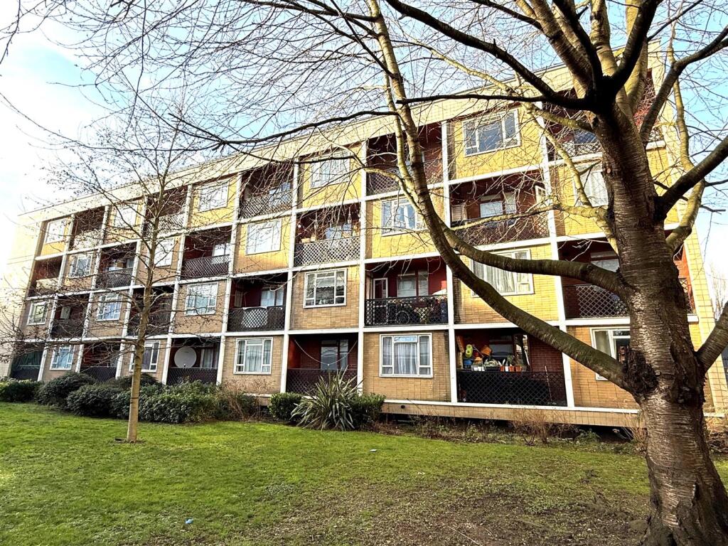 16 Foliot House.jpg