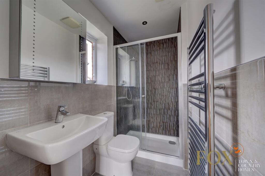 21 Wessex Grove (36).jpg