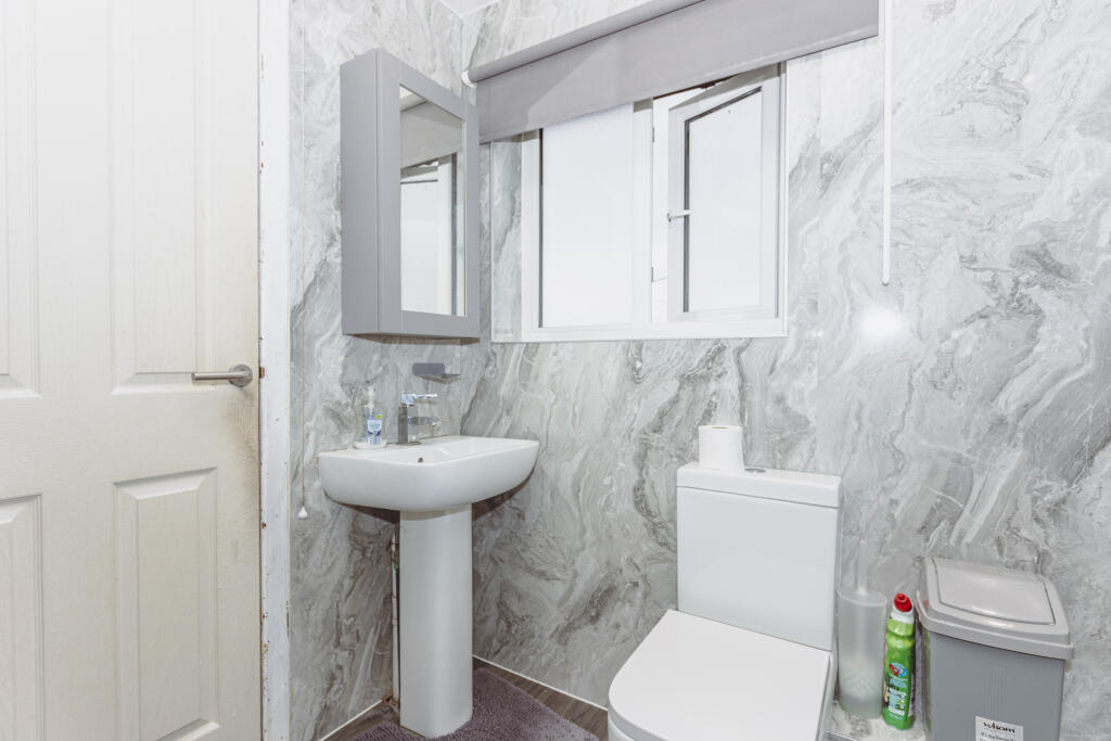 Upstairs Family Bathroom