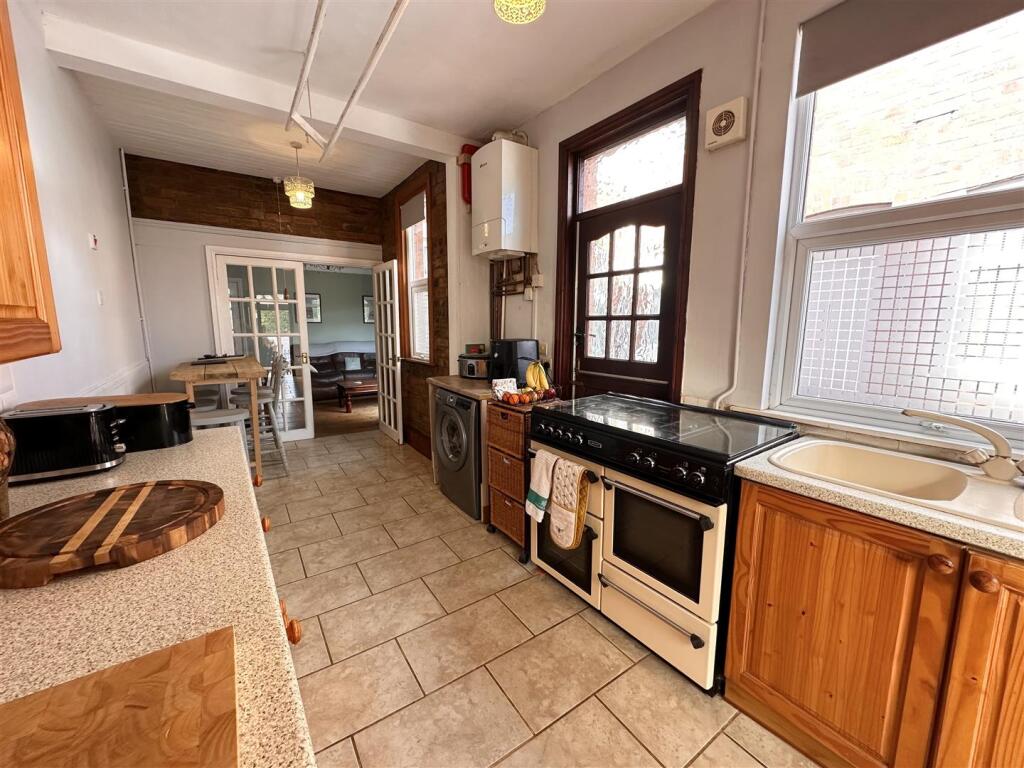 Breakfast Kitchen