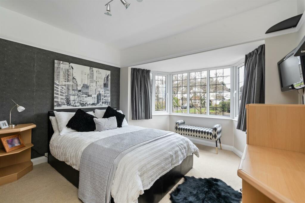 35 Park Avenue, Solihull_21.jpg