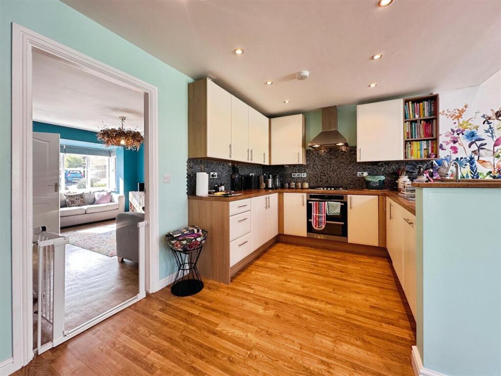 13a29096--4ABF-9B10-11420D4FC776-70527-0000339B1C5