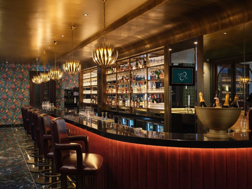 Bar 2