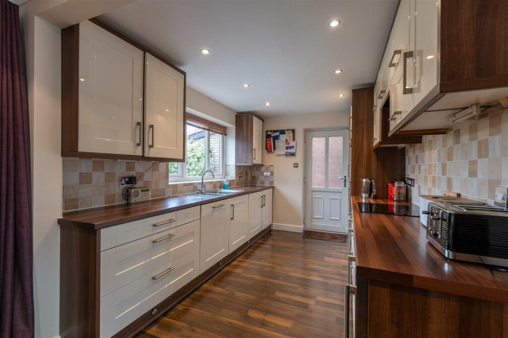 32 Bowmere Road-001.jpg