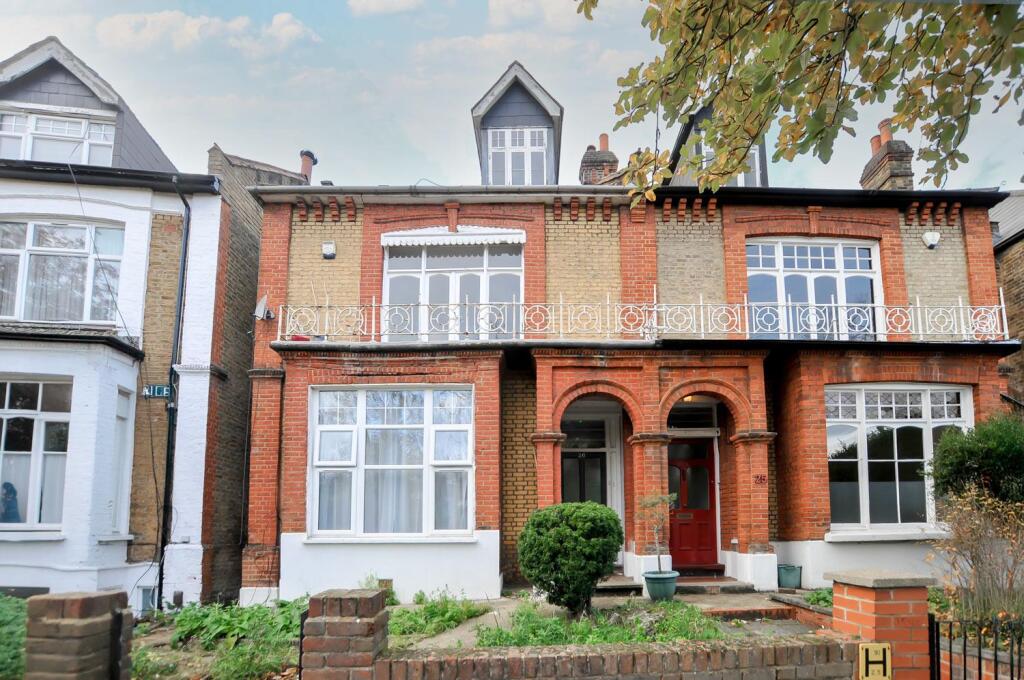 West Bank, Stamford Hill