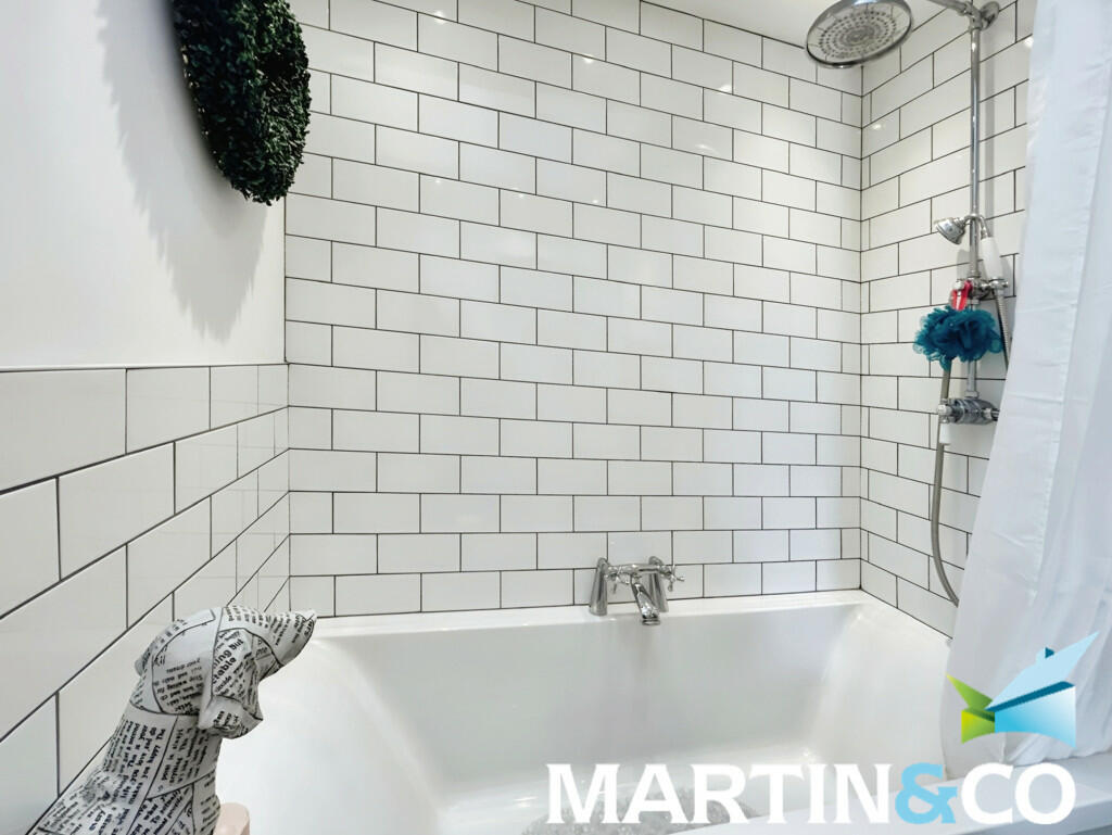 a59bb2b7-IMG-2024...