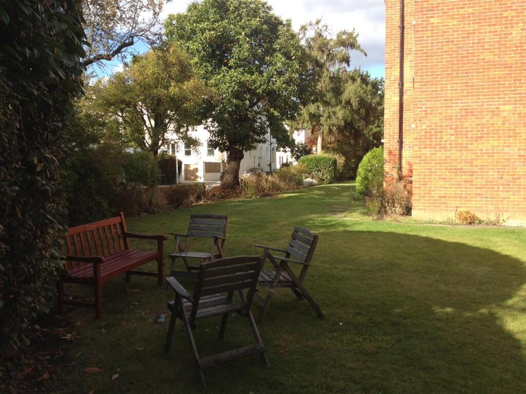 Russell Court 12.jpg