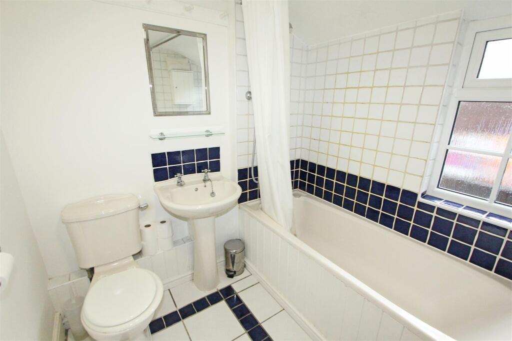 IMG_7043 bath.jpg