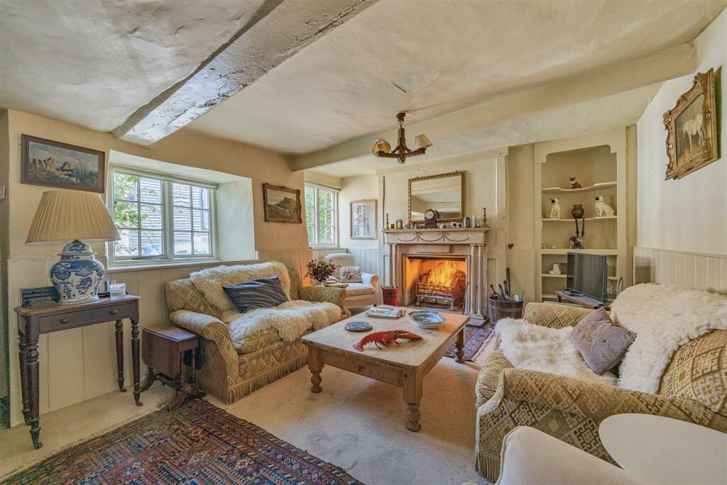 Page 3 bottom small right.jpg