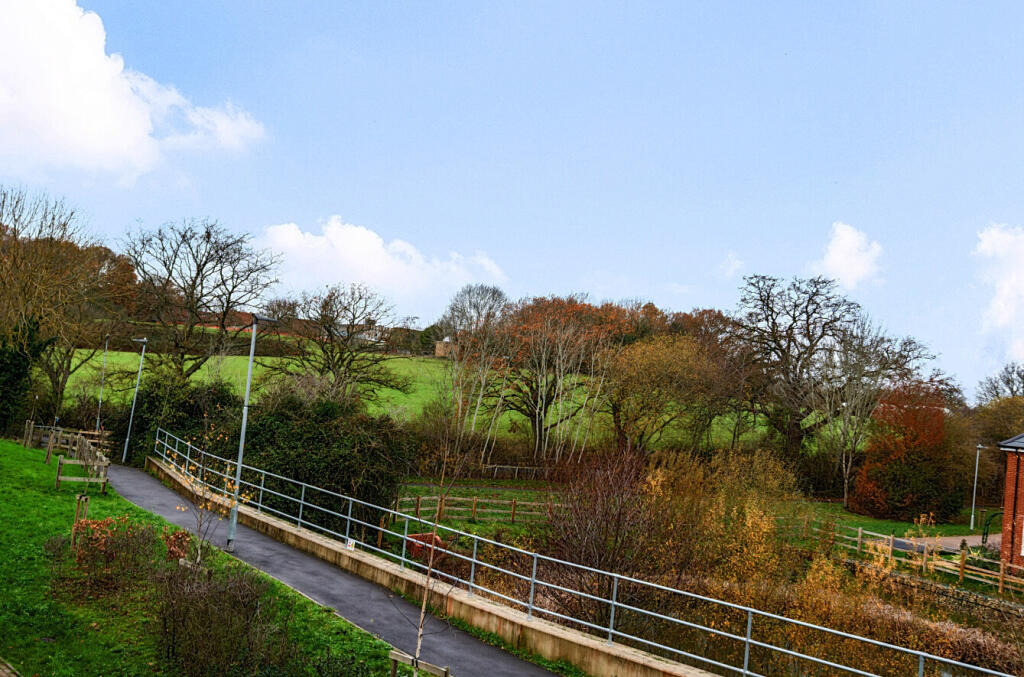 1387059-13-6936af...