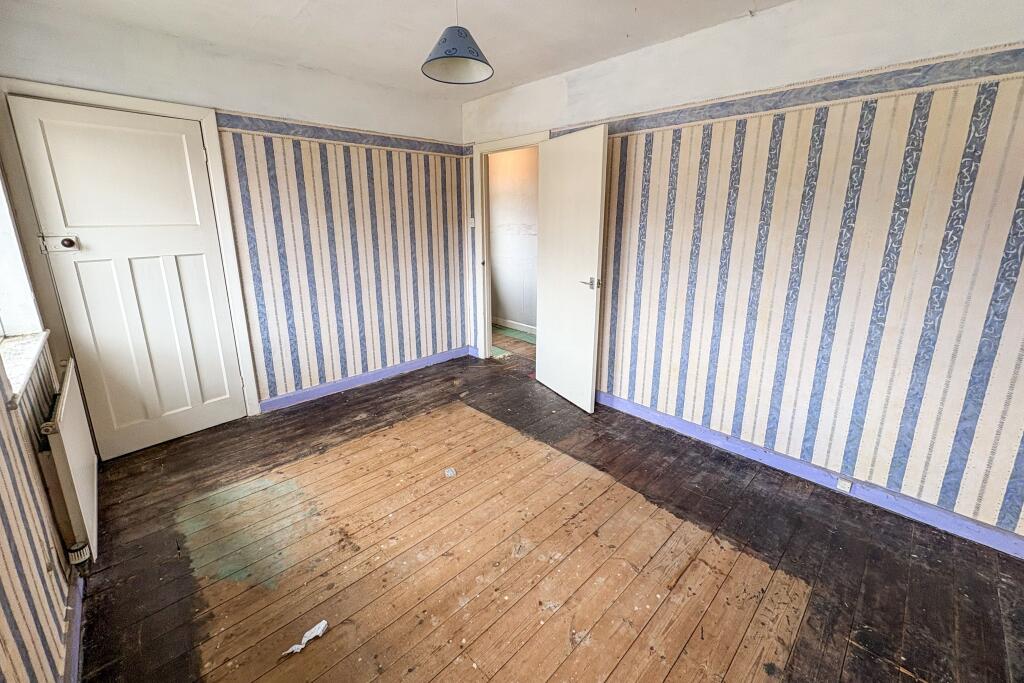 35 Oaklands, Chippenham, Wiltshire, SN15 1RD