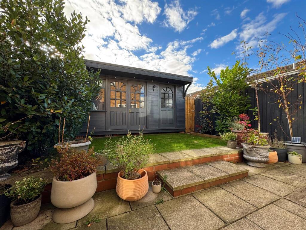 Outside &amp; Garage