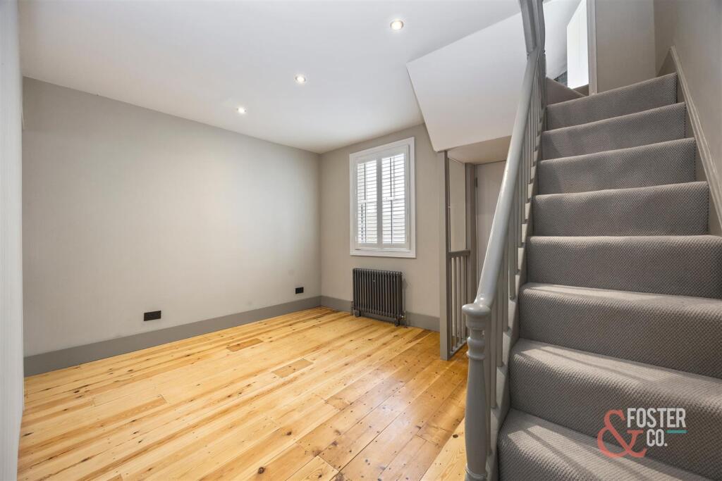 Terminus Road, 17-021.JPG