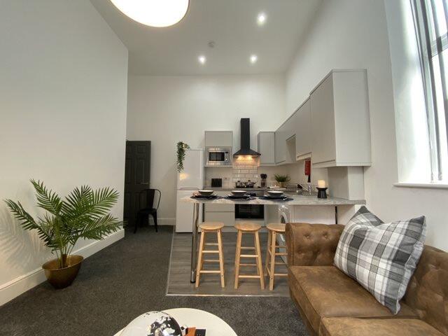 Holmes Street, L8 0RH, 