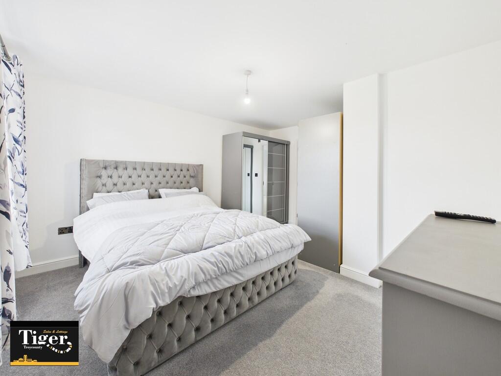 CAM03440G0-PR0412...