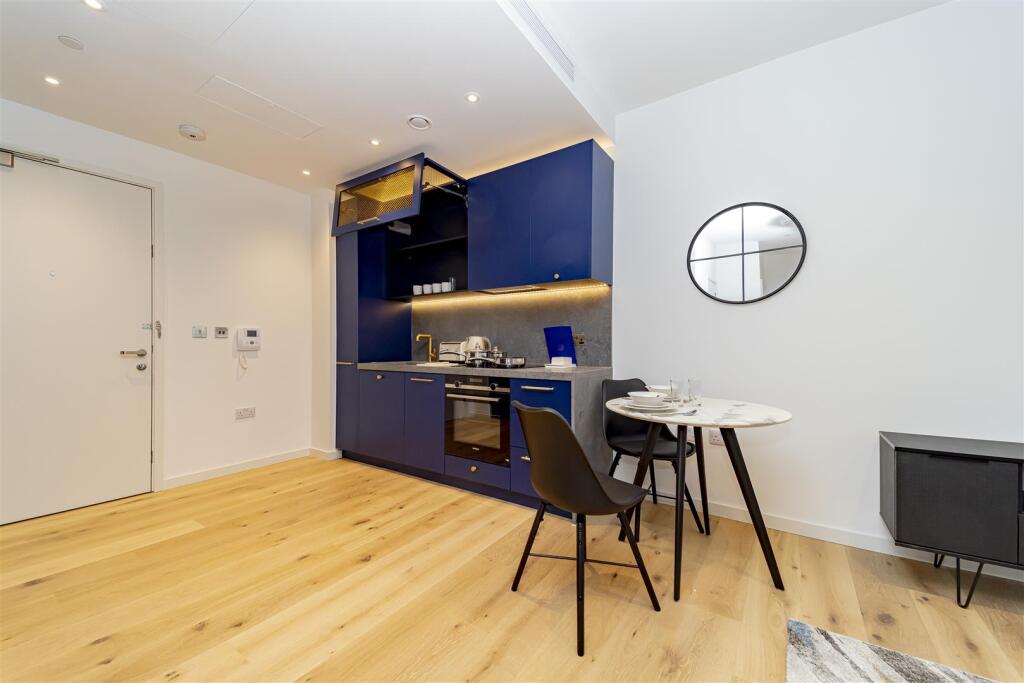 Kitchen      .jpg