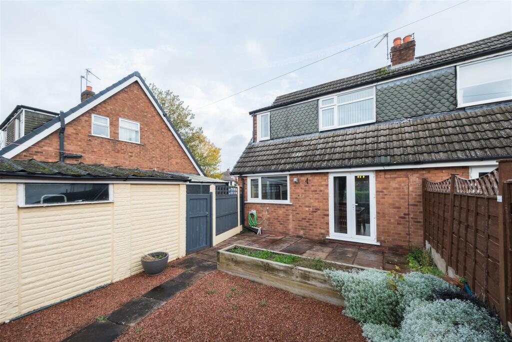 252 Swanlow Road-027.jpg