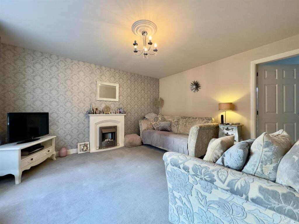 WhatsApp Image 2025-03-12 at 15.12.30 (8).jpeg