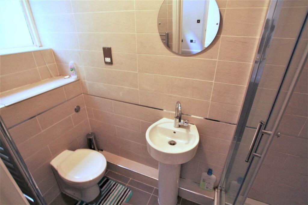 En Suite.jpg