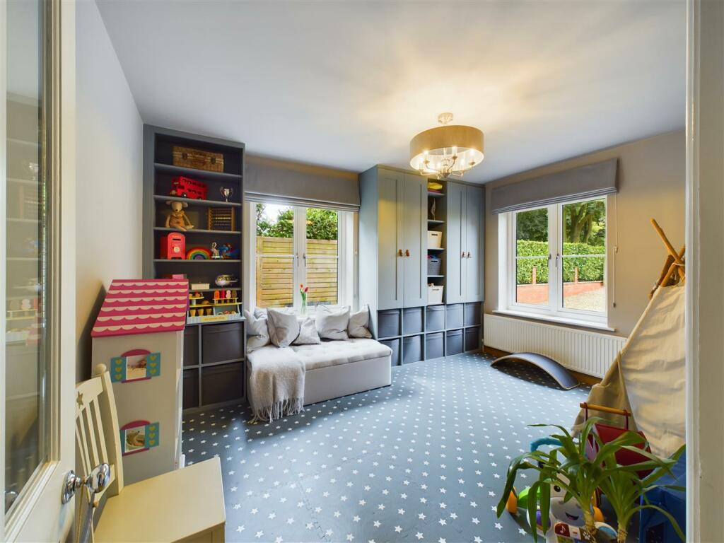 PLAYROOM/ BEDROOM 5