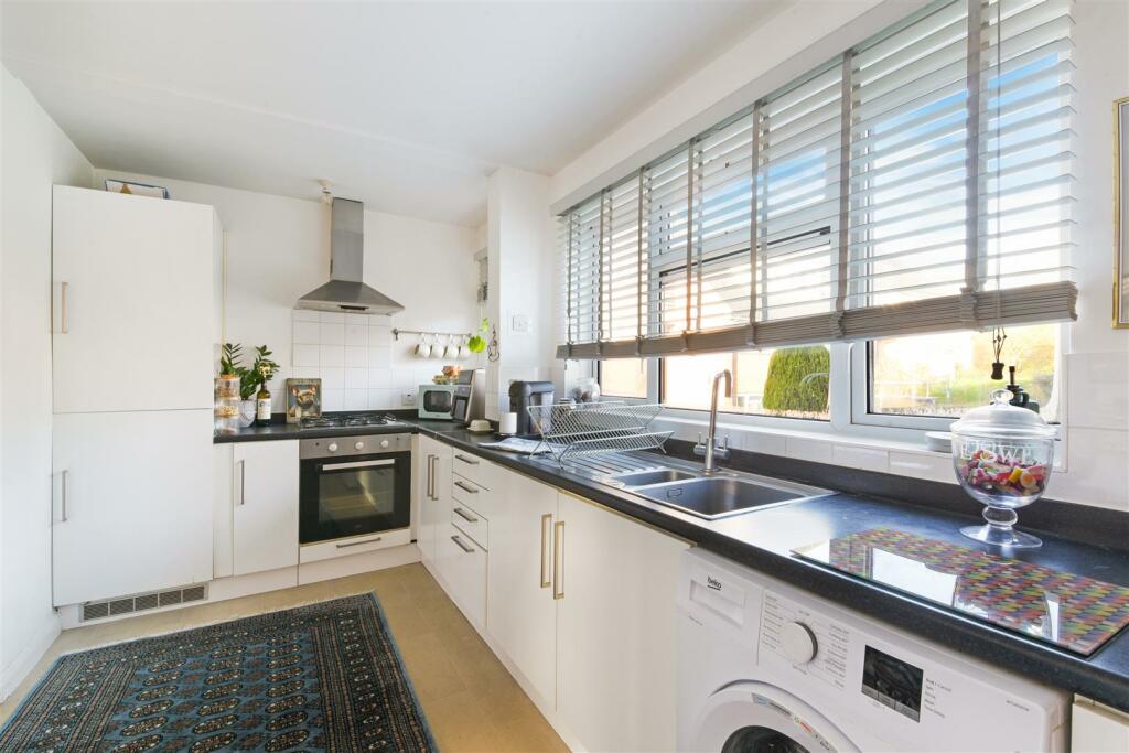 CRESSAL CLOSE (4).jpg