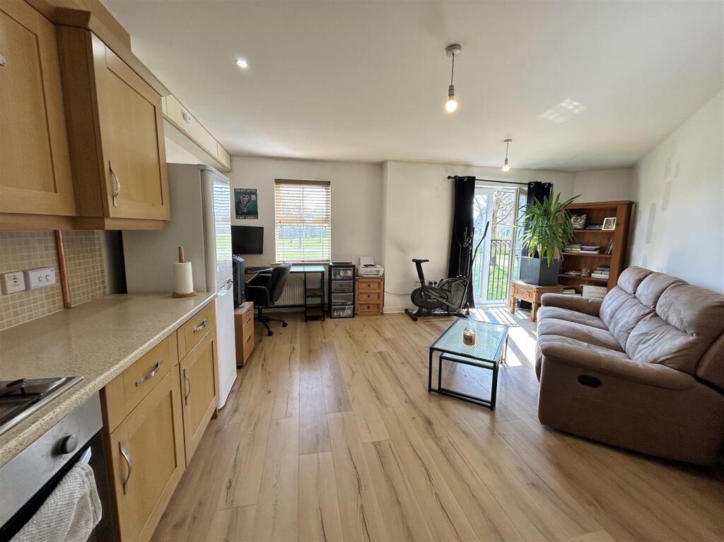 Open Plan Kitchen/Living/Dining Area