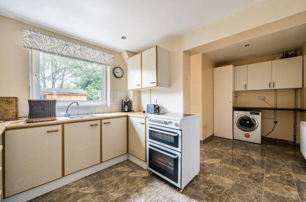 1295924-14-683723...