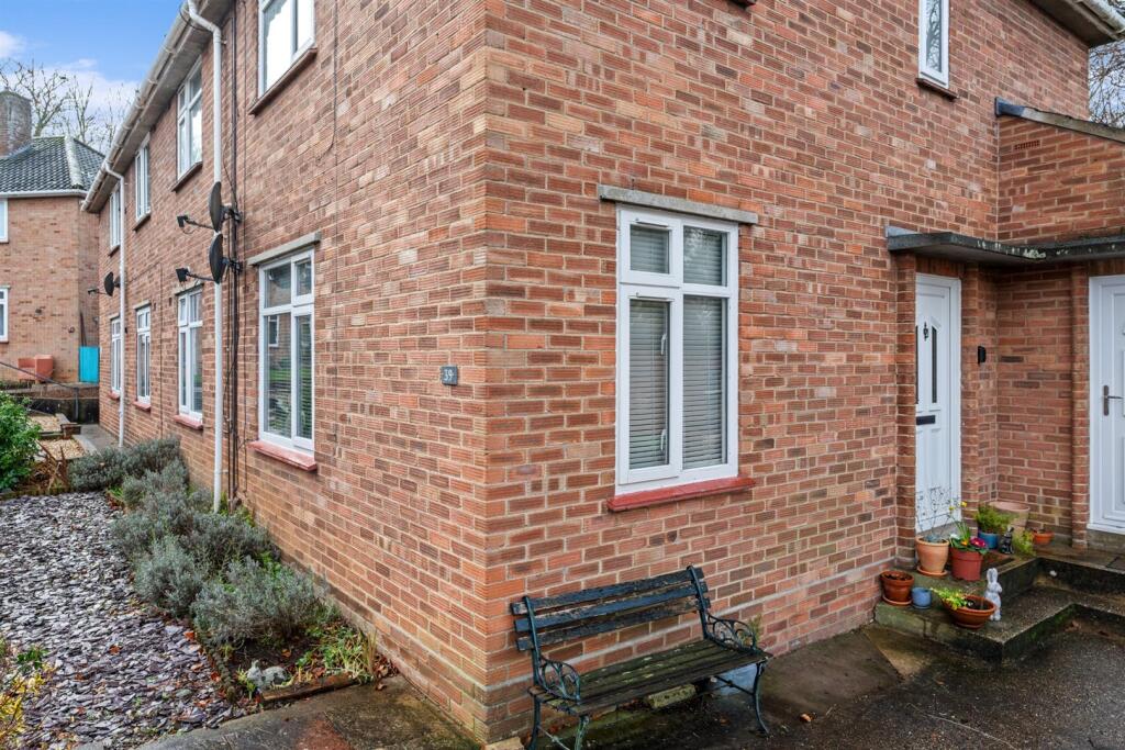 39SycamoreCrescent-016.jpg