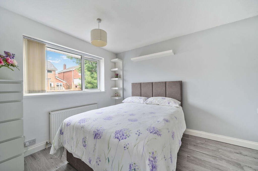 1332277-6-6890ce5...