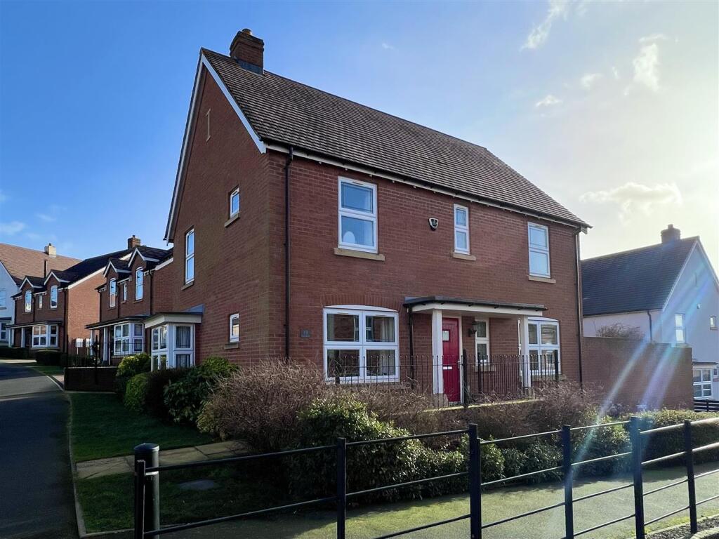 Bennett Drive Hagley 1.jpg