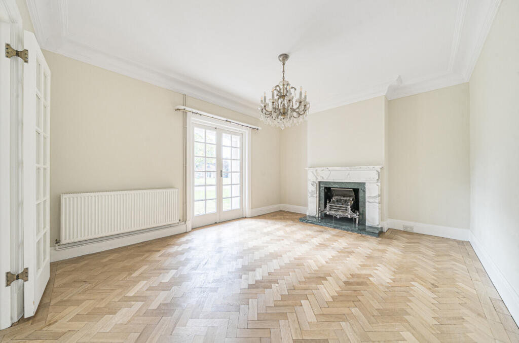 1360964-10-68de93...