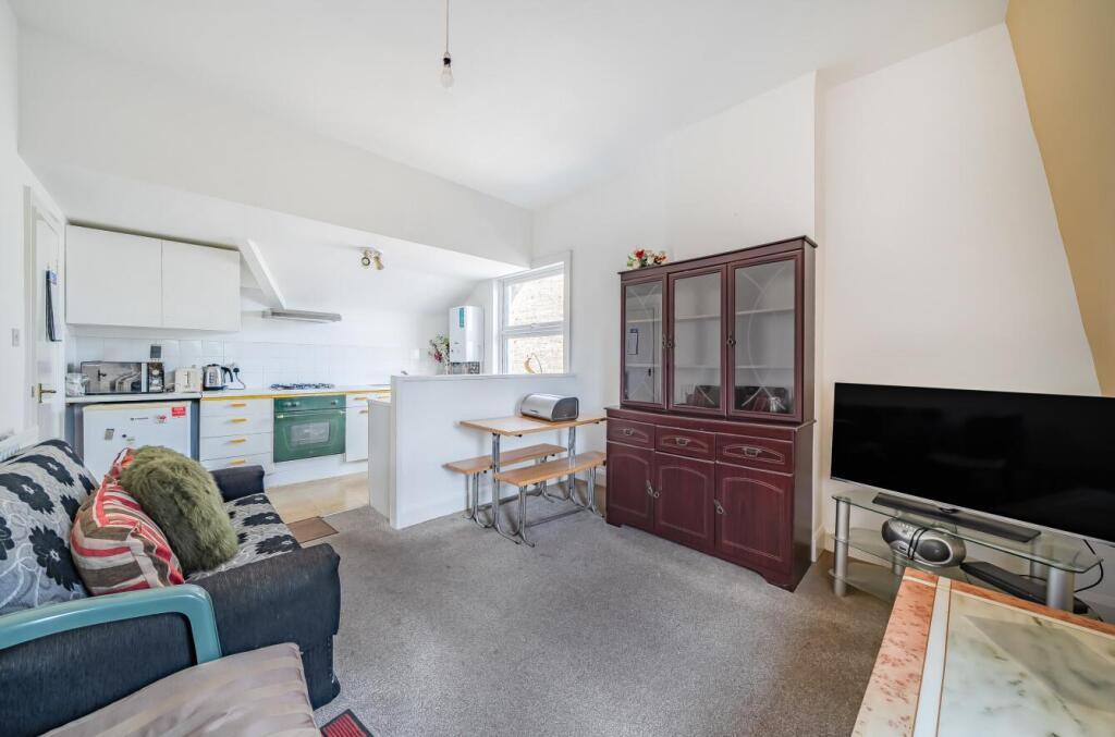 Kitchen Reception2.jpg