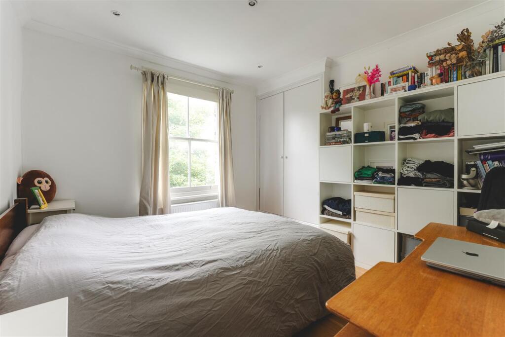 Downs Park Road-14.jpg