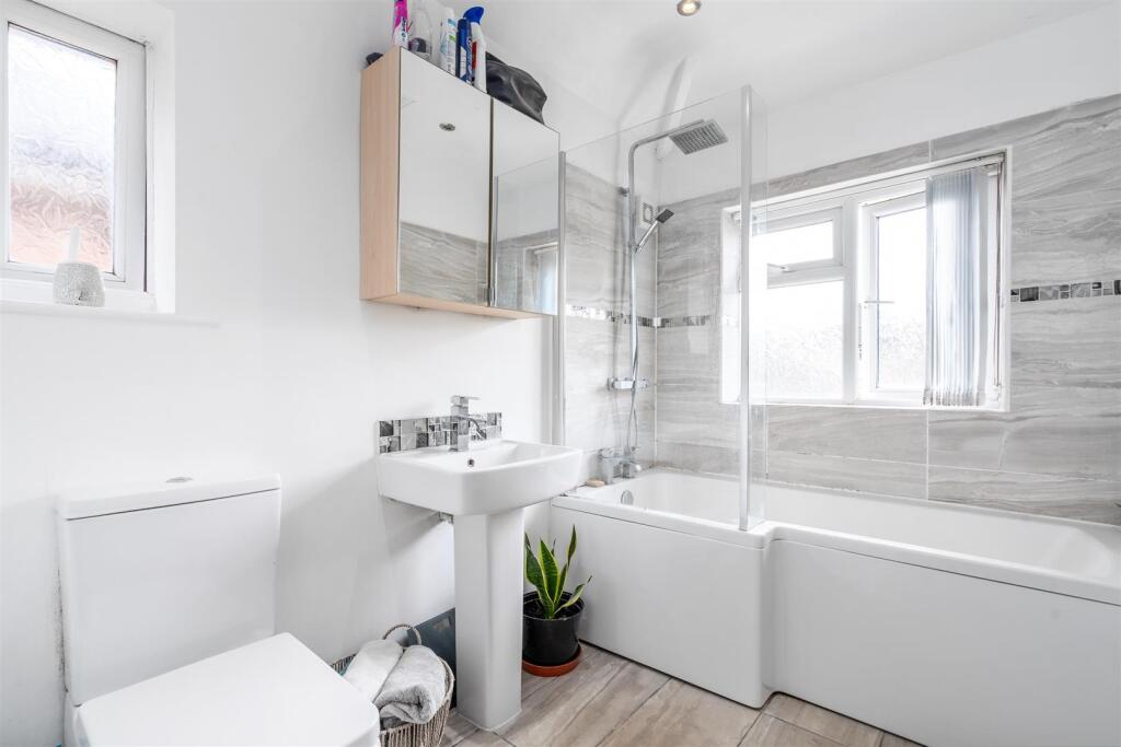 39 Lighthorne Road_1.jpg