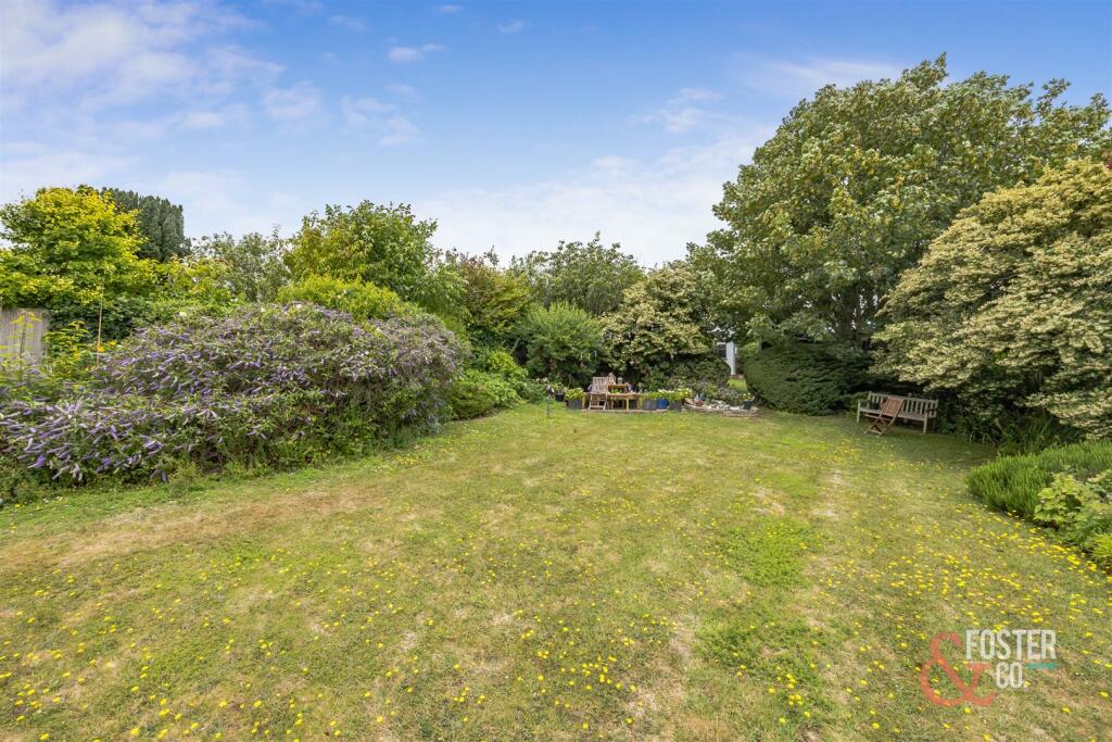 Welesmere Road, 12-26.JPG
