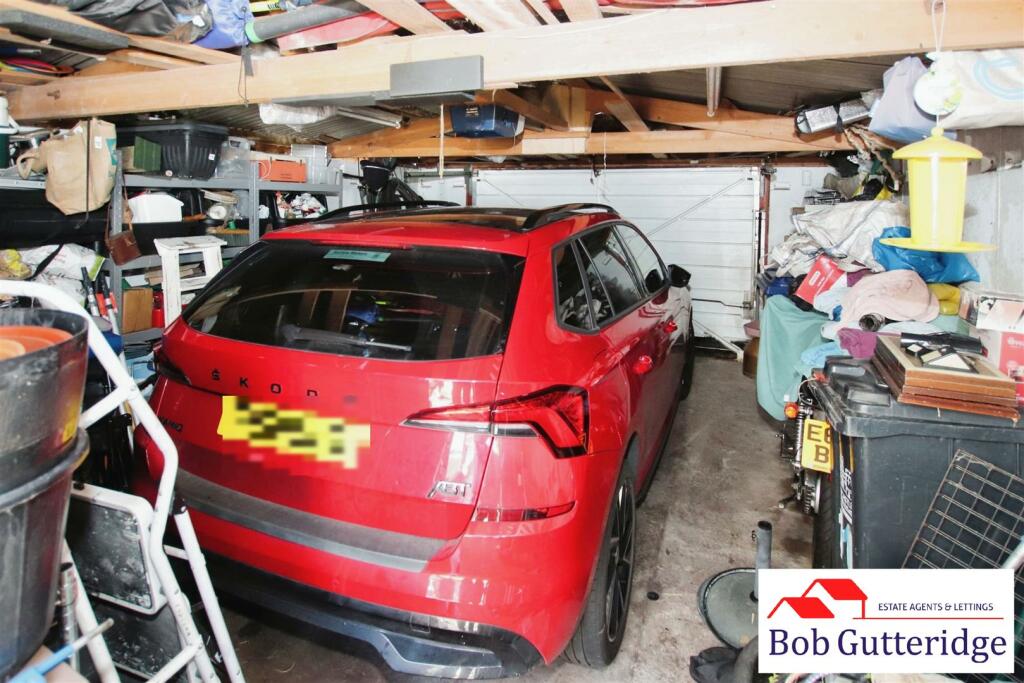 DETACHED SECTIONAL GARAGE
